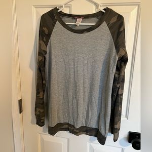 Camo/gray shirt